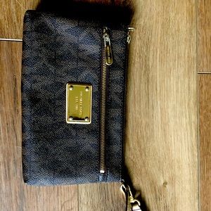 Michael Kors Clutch with wrist strap